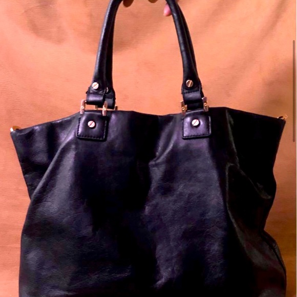 Tory Burch 💯 Authentic Black Soft Glazed Bag/Crossbody. - Picture 9 of 13